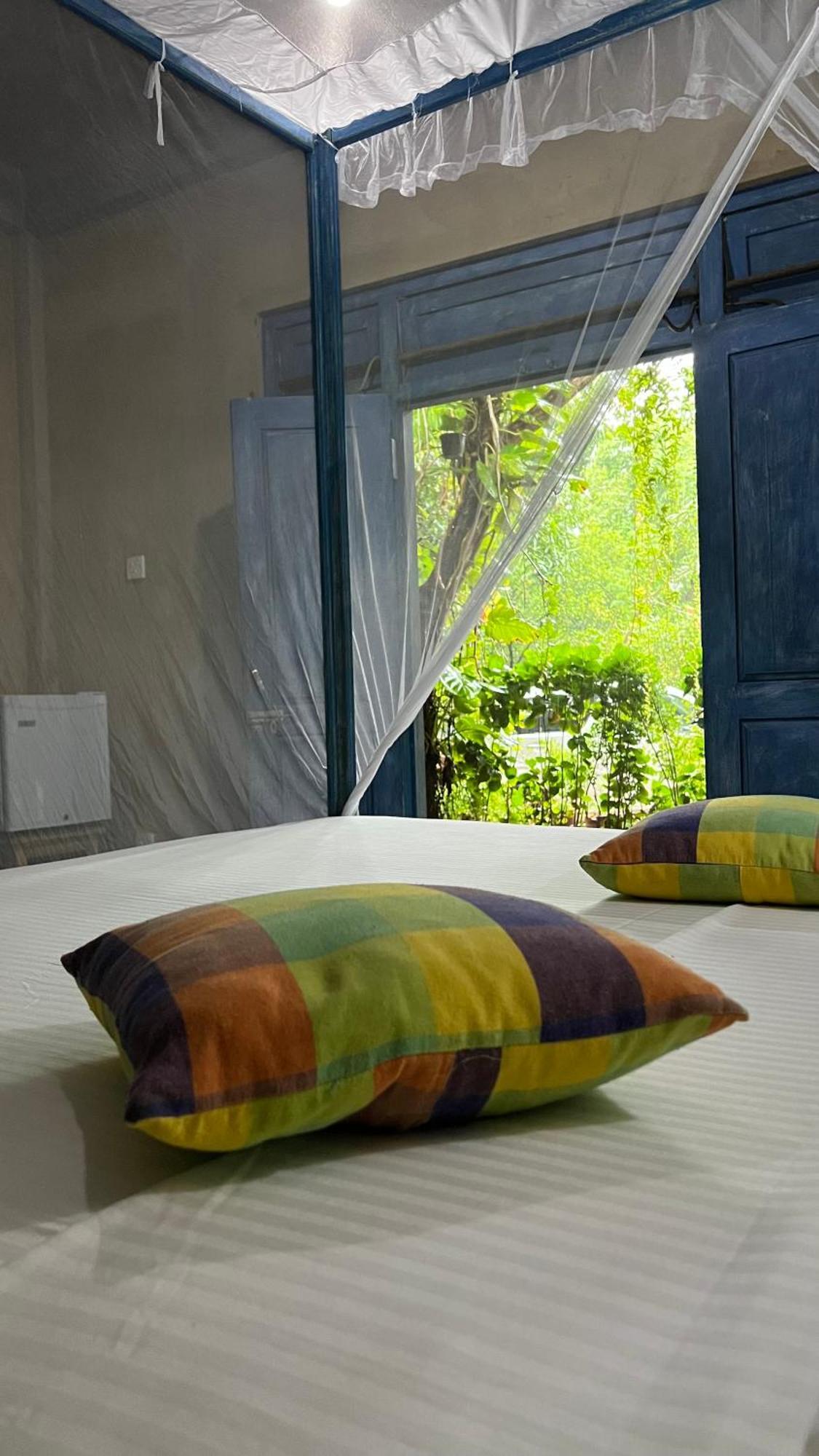 Kataragama Homestay Esterno foto